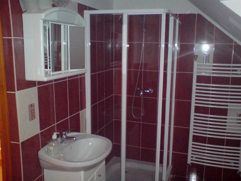 Szarvas Panzio Hotel Erdőbénye Quarto foto